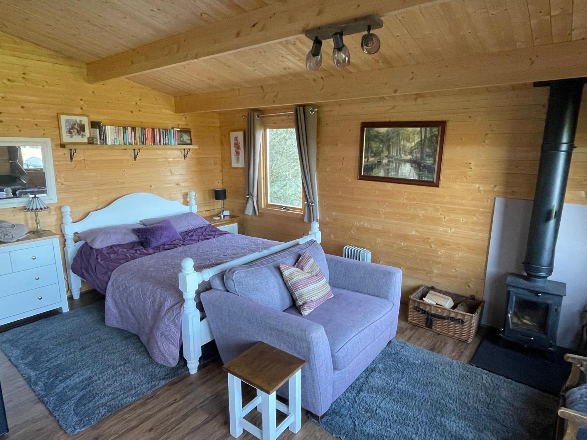 Cosy Cabin In Annie'S Meadow West Meon Esterno foto